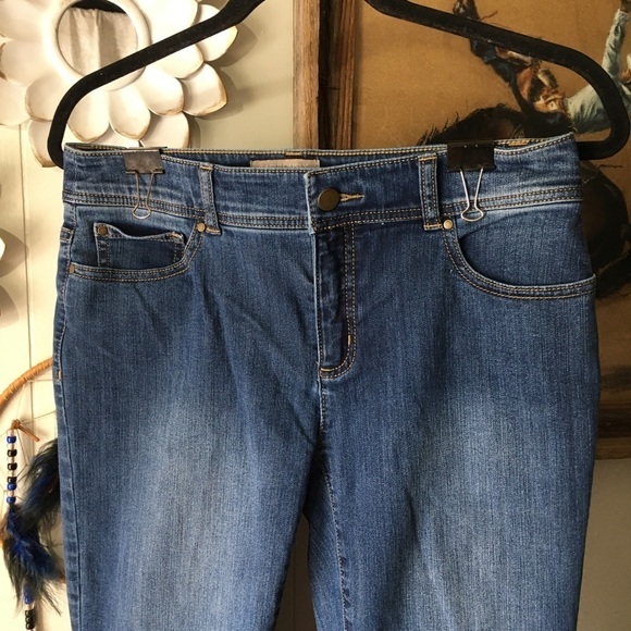 Chico’s Fabulously Slimming Jeans - Picture 3 of 7